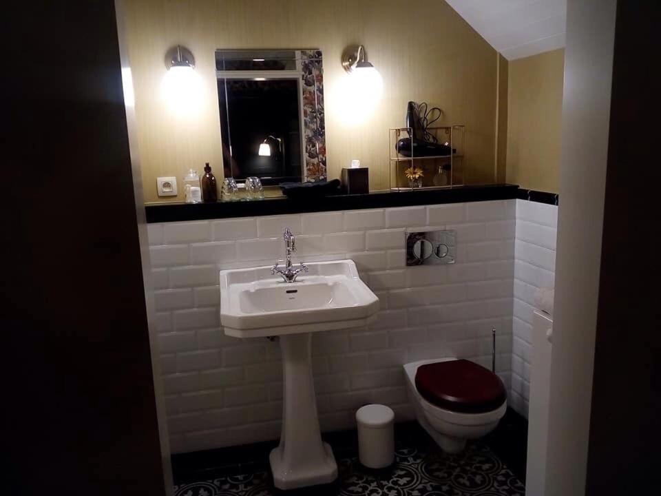 Cuerne Bed&Breakfast 屈尔内 外观 照片